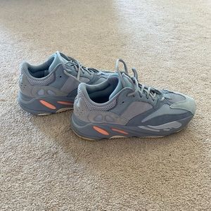 👟Yeezy Boost 700 V2 Inertia Adidas Original Sneakers with Box Included👟